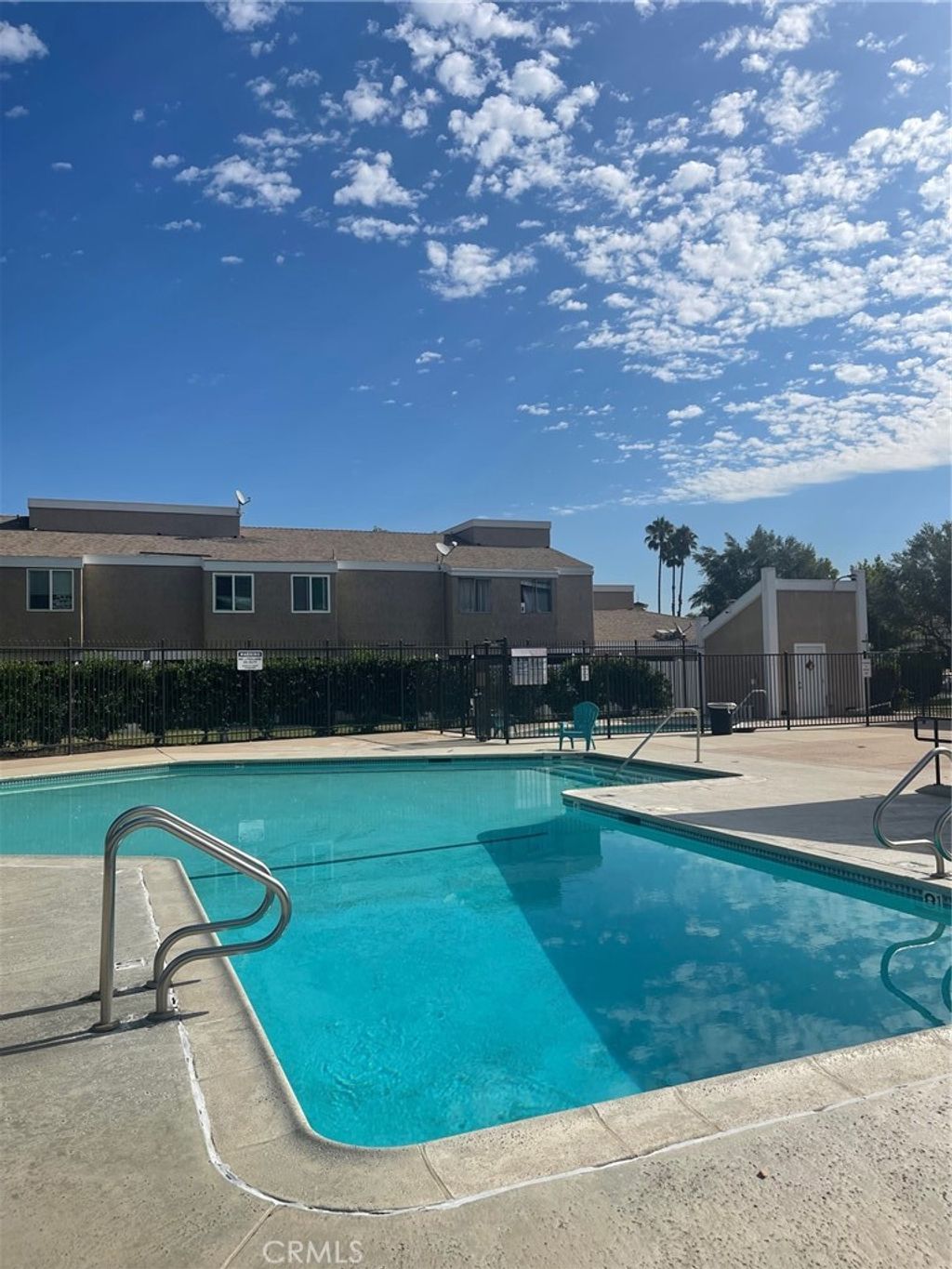 listing image 130722974985173672354