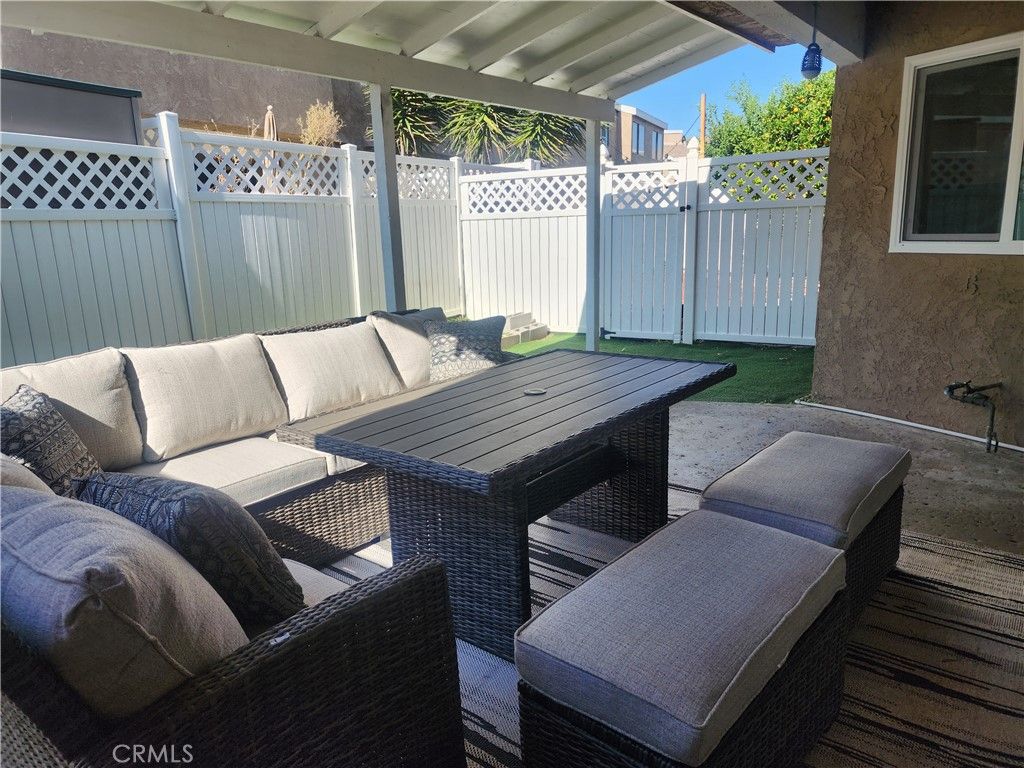 listing image 130729747305509300585