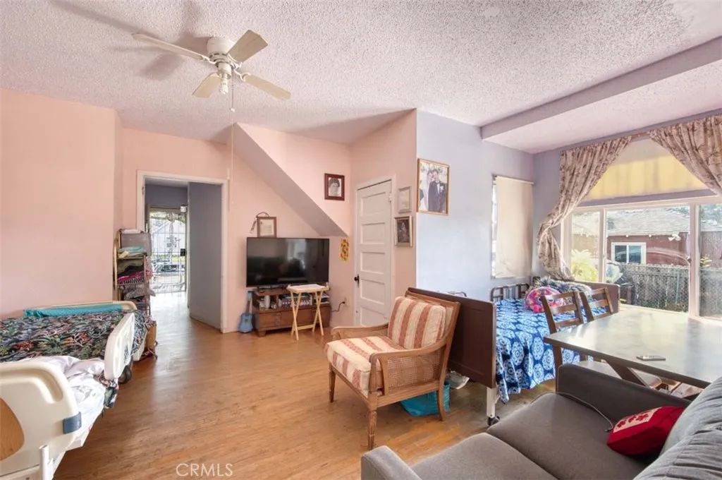 Pasadena, California 91103, United States, ,Residential,Pending,184374