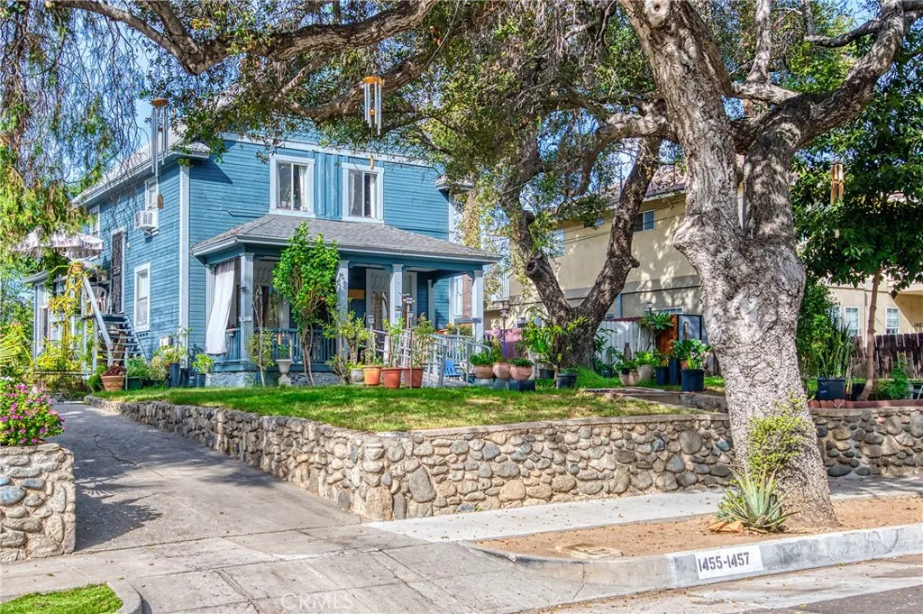 Pasadena, California 91103, United States, ,Residential,Pending,184374