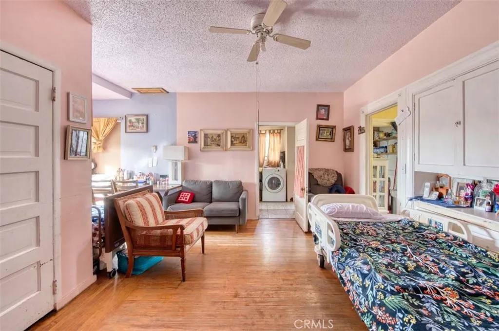 Pasadena, California 91103, United States, ,Residential,Pending,184374