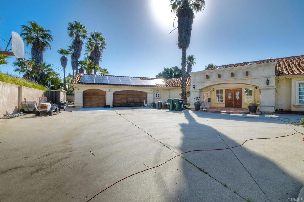 16001 Dorothy Lane