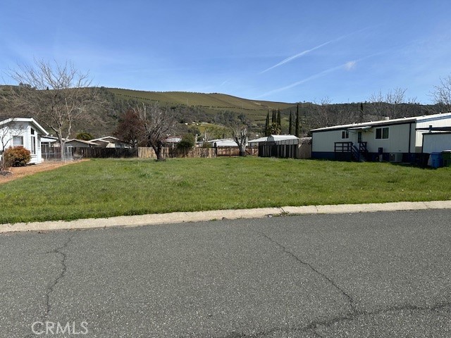 2 level parcels located on paved street. Close to club house in Orchard Shores subdivision.