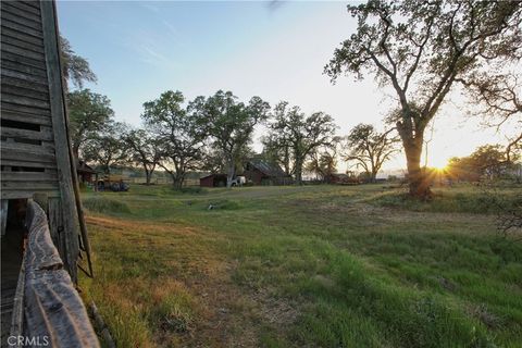 A home in Flournoy