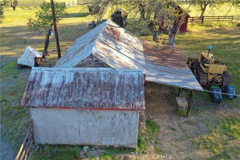 A home in Flournoy