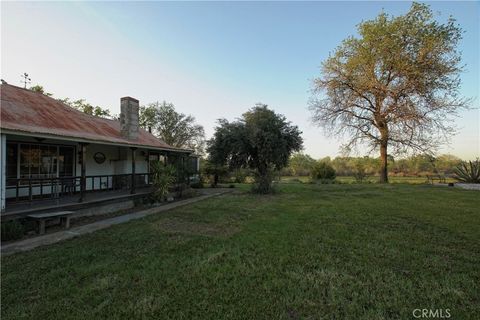 A home in Flournoy