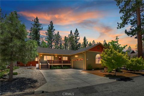 Featured picture for the property EV24121111