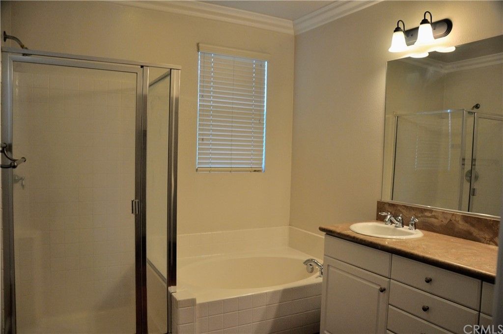 listing image 130729203626582705307