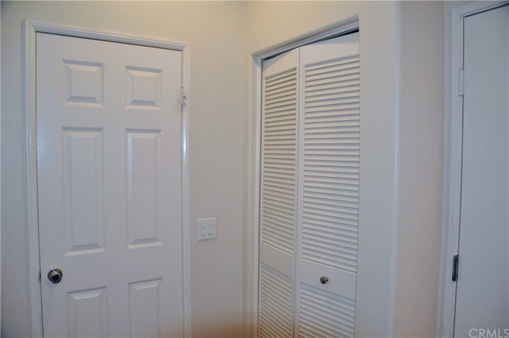 listing image 130721896425075114917