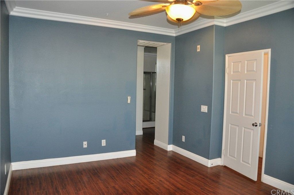 listing image 130729574424969710131