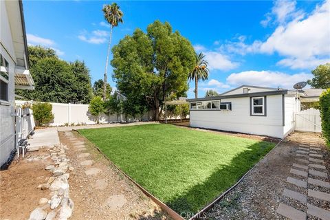 A home in San Dimas