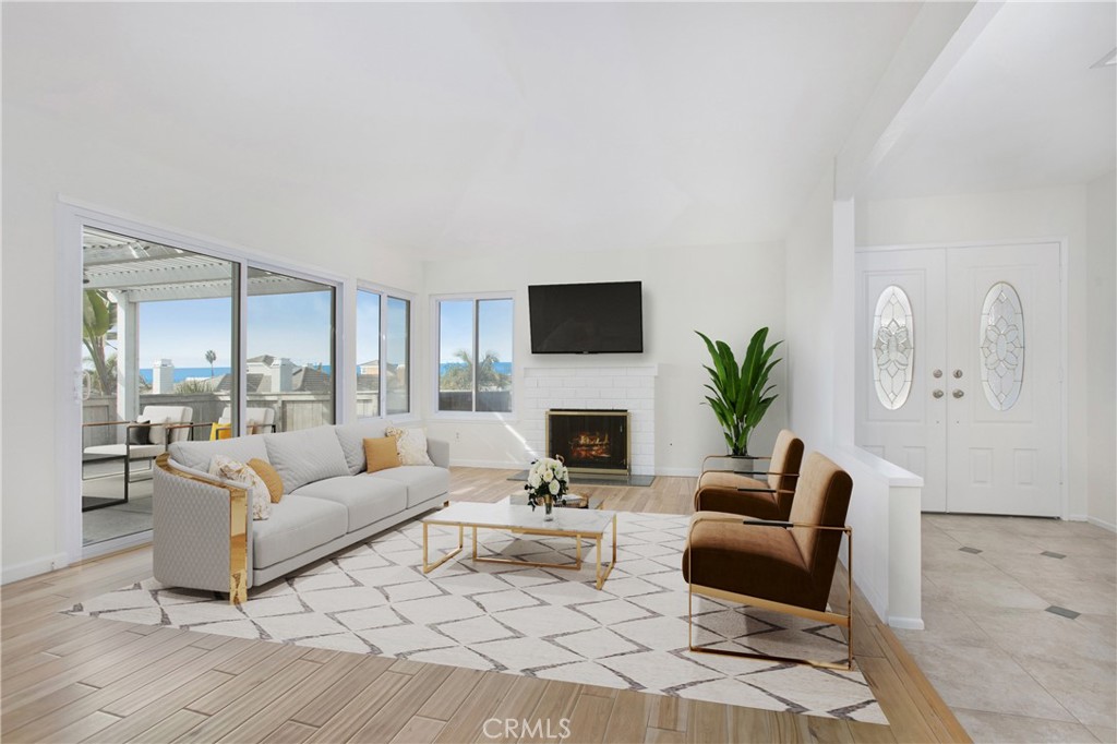 3242 Paseo Gallita