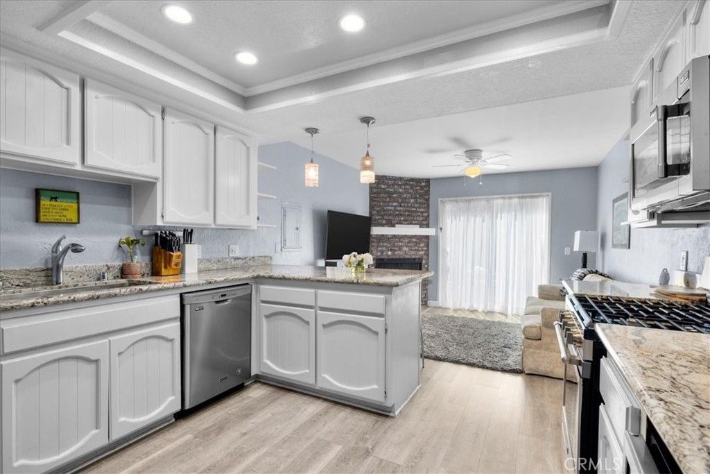 listing image 130729568485296360172