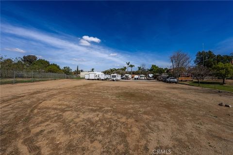 listing image 63