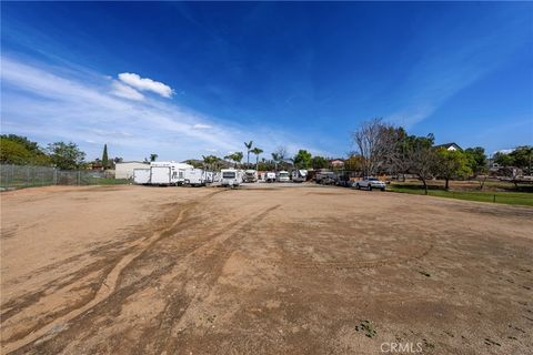 listing image 64