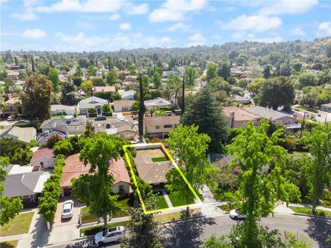 A home in Tarzana