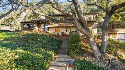 A home in Oak View