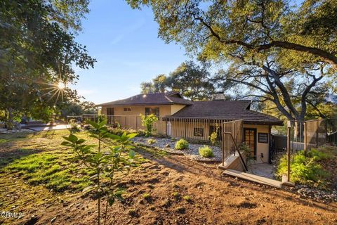 A home in Oak View