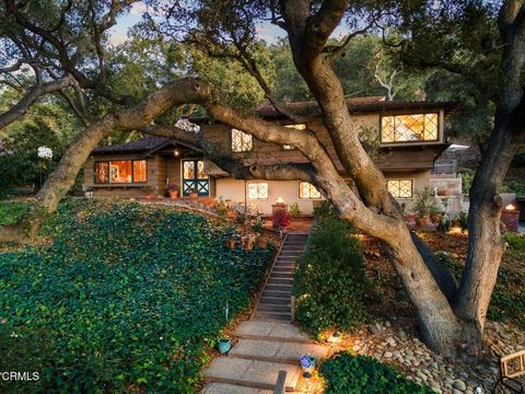 A home in Oak View