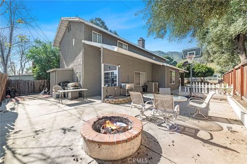 A home in Lake Elsinore