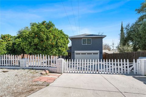 A home in Lake Elsinore