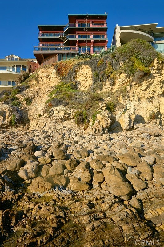 Corona del Mar South of PCH (CDMS) - Residential