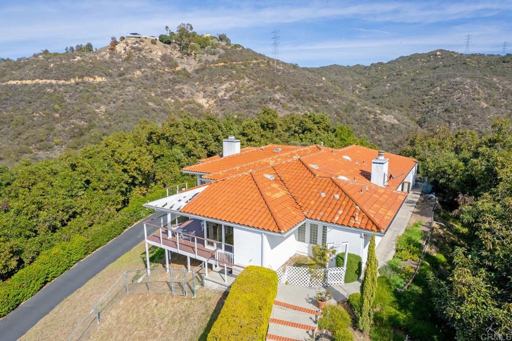 2366 Green Valley RD