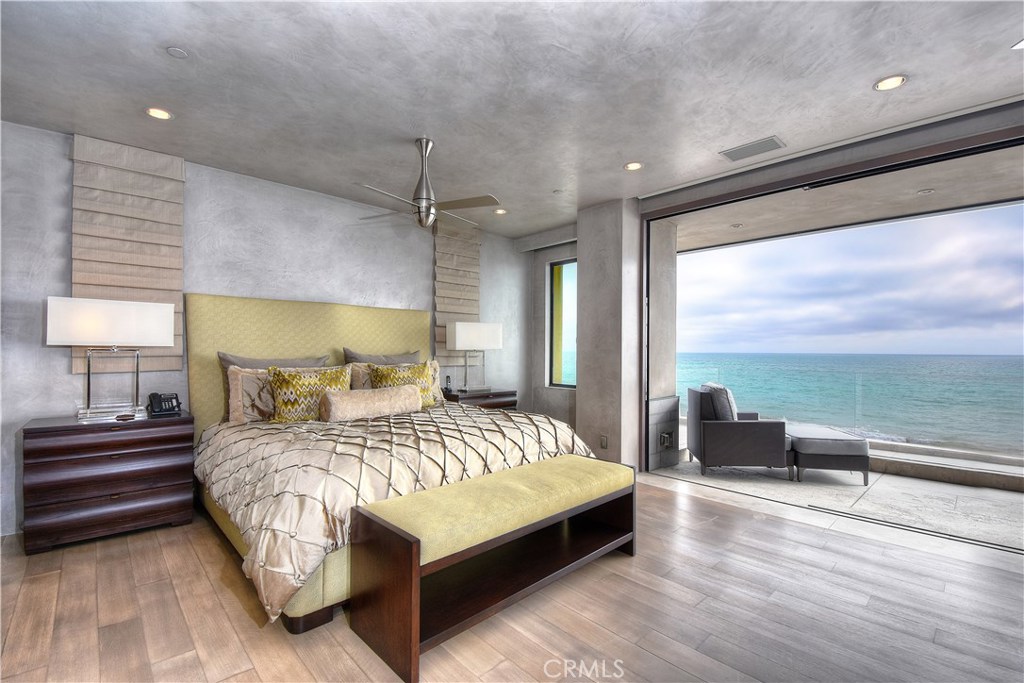 Beach Road Custom (BR) - Residential