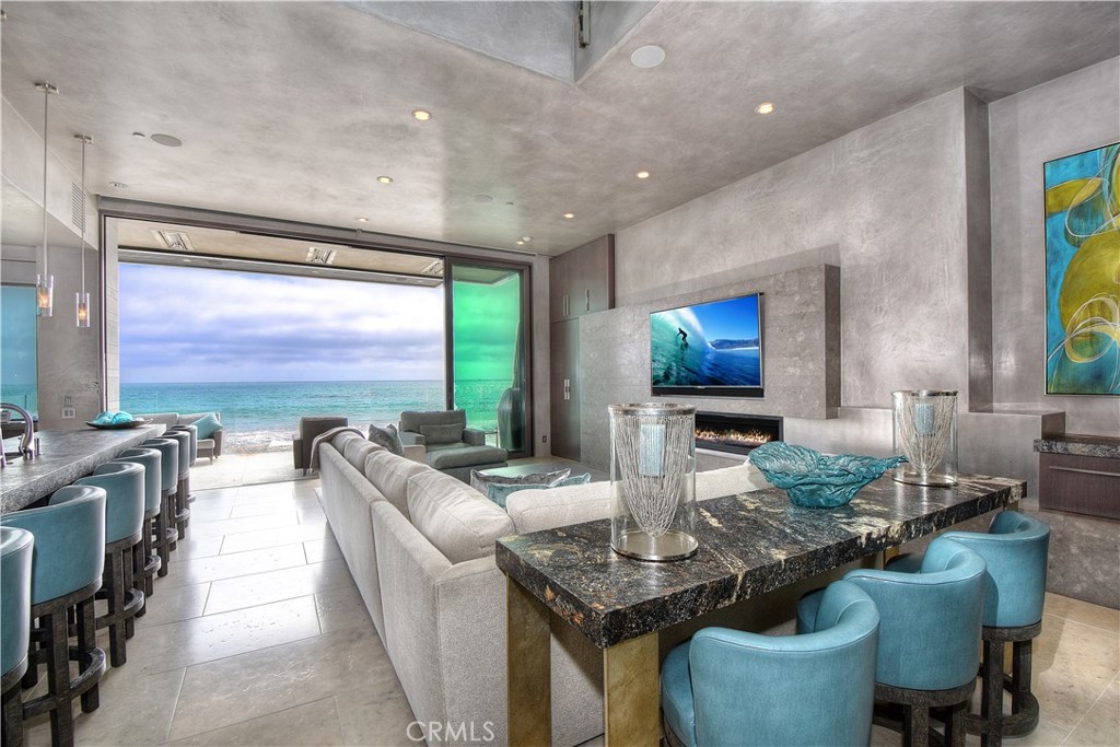 Beach Road Custom (BR) - Residential