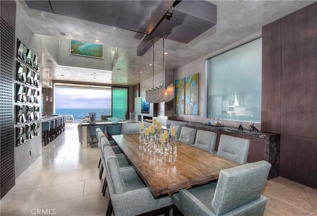 Beach Road Custom (BR) - Residential