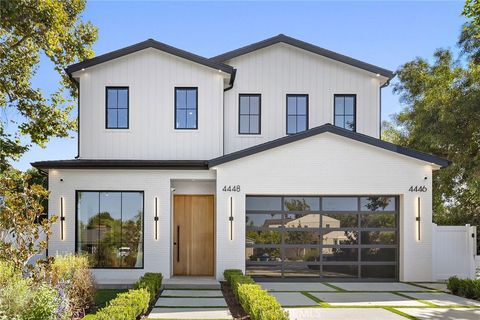 A home in Studio City