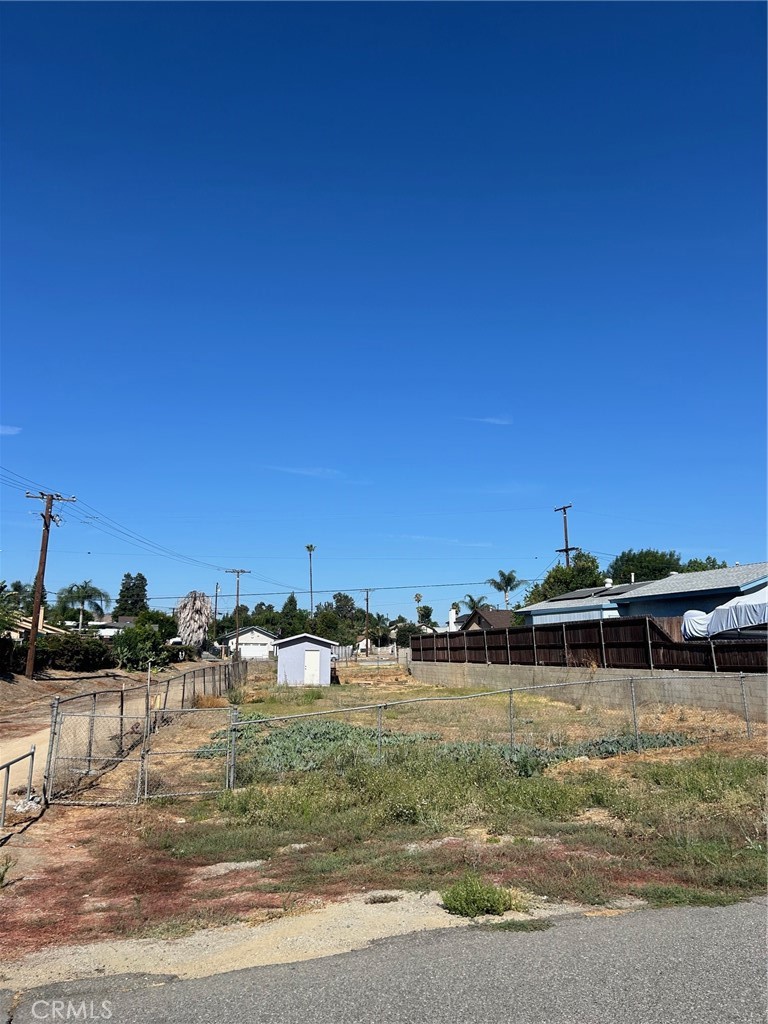 Excellent Opportunity to Purchase a Vacant Lot in Los Serranos in the City of Chino Hills. The Parcel #'s are 1028-081-36-000 & 1028-081-35-0000 are sold together. There are Two Lots that are Next to Each Other and Each lot is 2977 Square Feet and the total is 5974 of Land Ready to Build On.