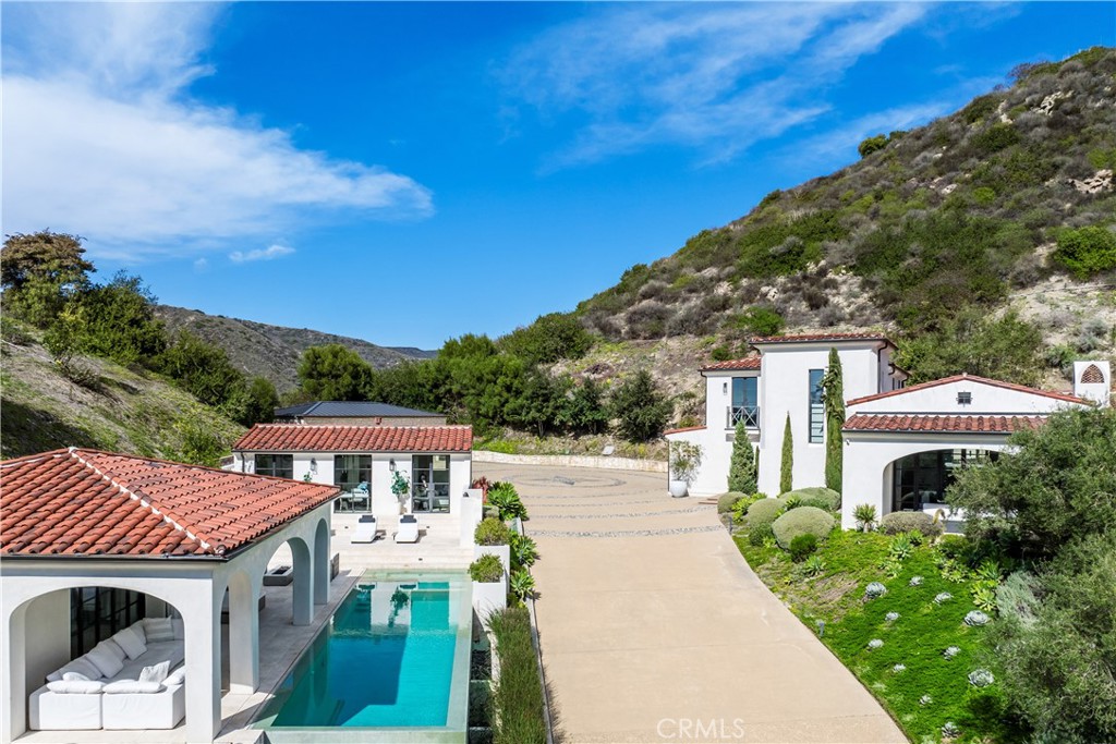 272 Canyon Acres Drive
