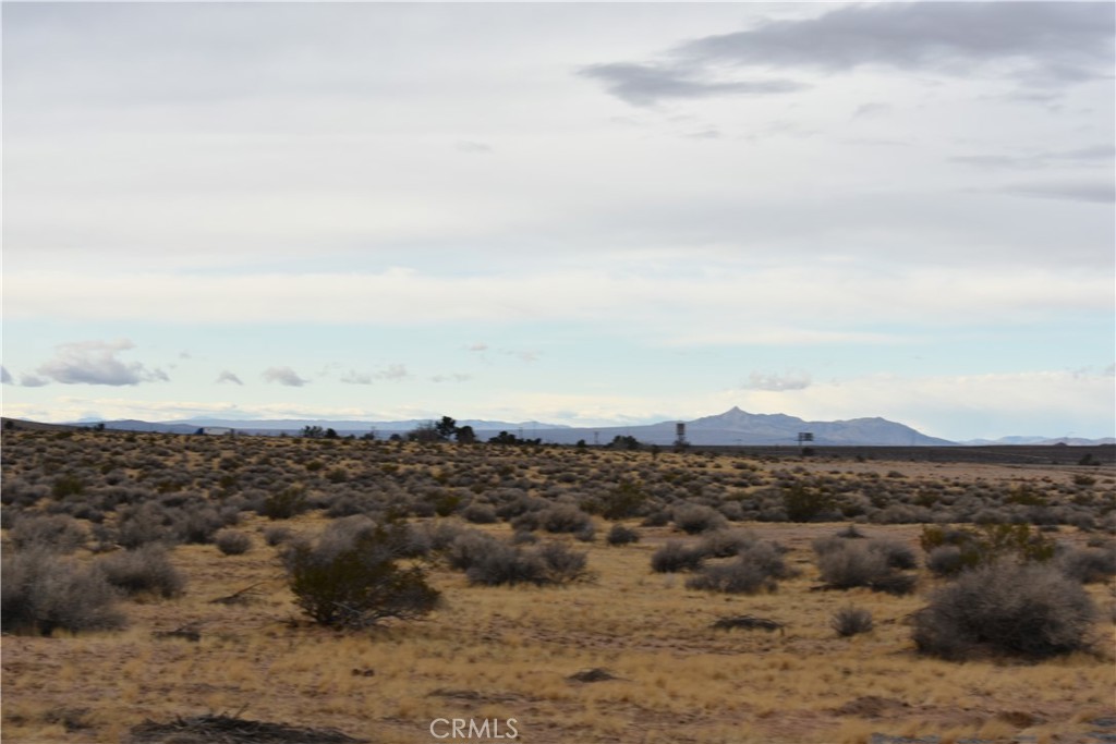 Sun, sky and sand, this a a desert lovers dream property! This is a landlocked property use GPS COORDS 34.869373 N, -117.313726 W and a 4 wheel drive or offf road vehicle to view this property.