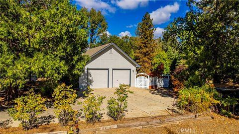 A home in Oakhurst