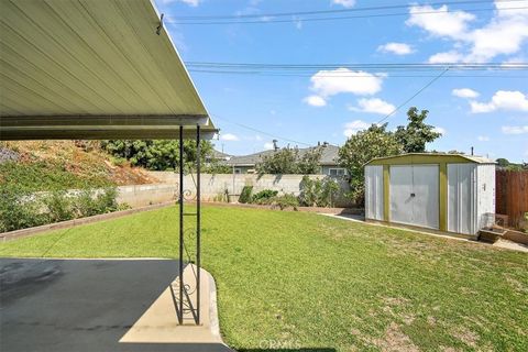 A home in La Mirada