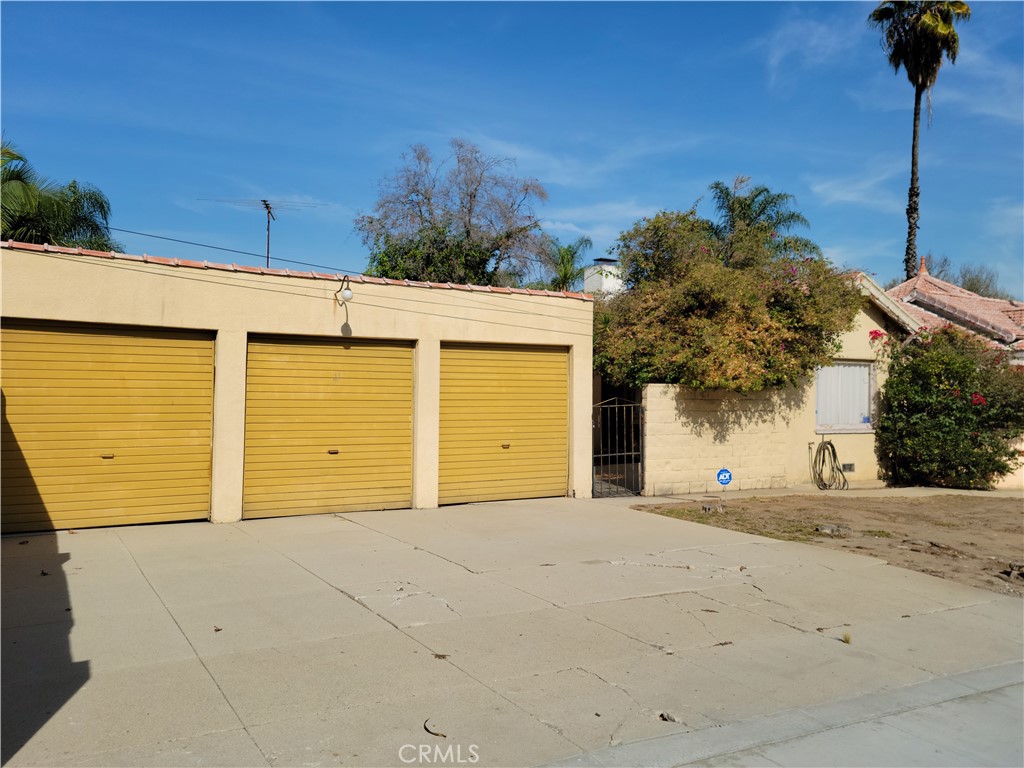 3805 Linden Avenue