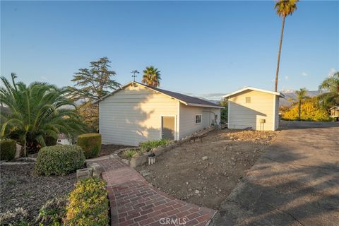 A home in La Verne