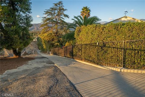 A home in La Verne