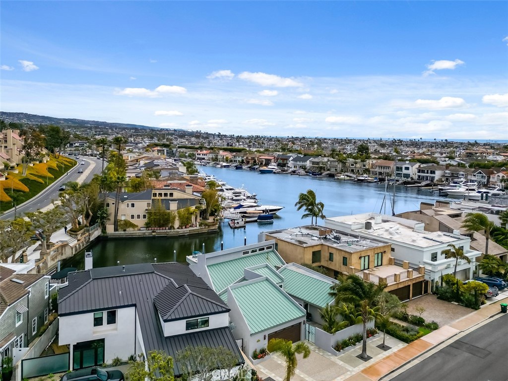 Harbor Island ""Drive"" (HIDC) - Residential