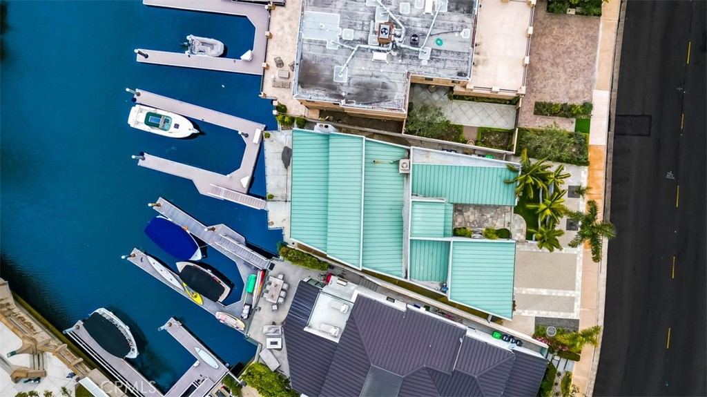 Harbor Island ""Drive"" (HIDC) - Residential