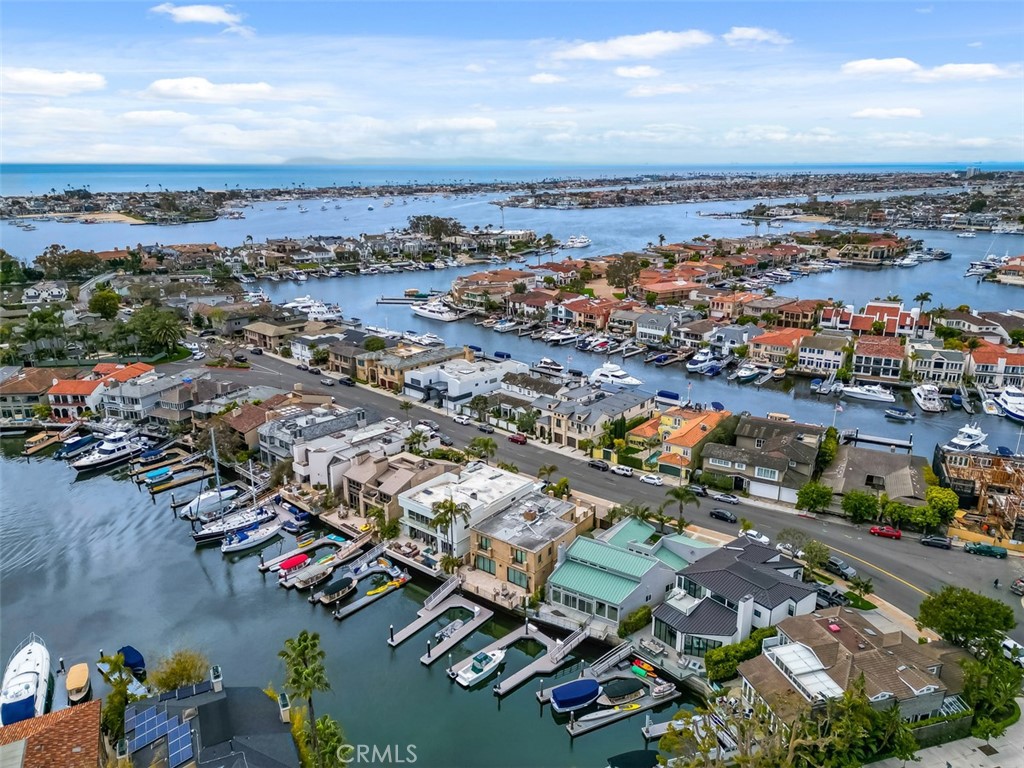 Harbor Island ""Drive"" (HIDC) - Residential