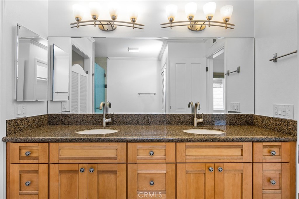 Harbor Island ""Drive"" (HIDC) - Residential