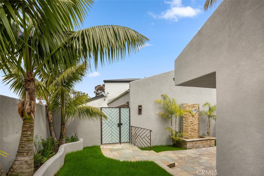 Harbor Island ""Drive"" (HIDC) - Residential