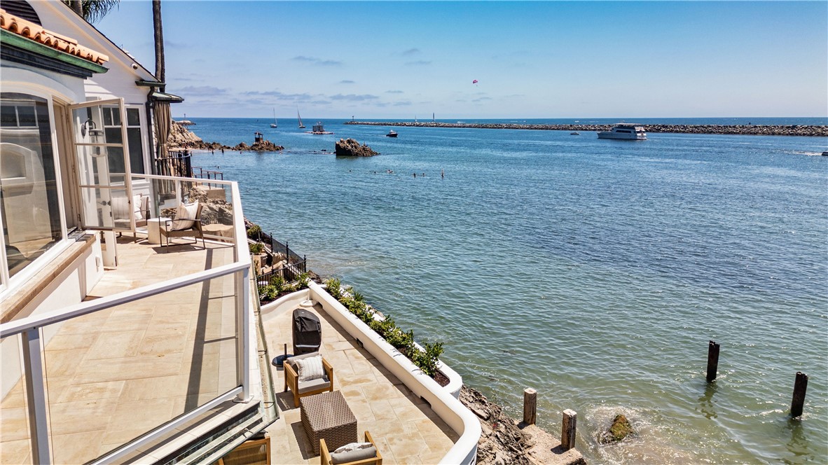 Corona del Mar South of PCH (CDMS) - Residential