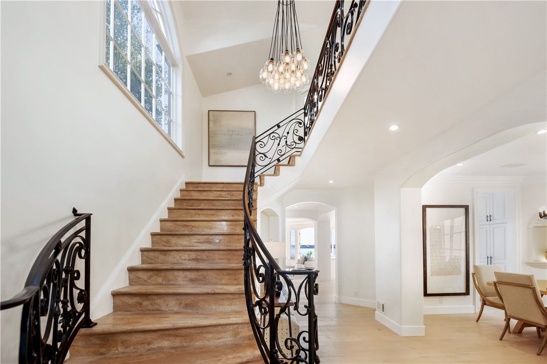 Corona del Mar South of PCH (CDMS) - Residential