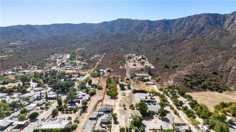 A home in Lake Elsinore