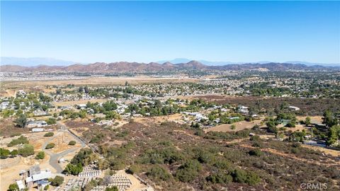 A home in Lake Elsinore