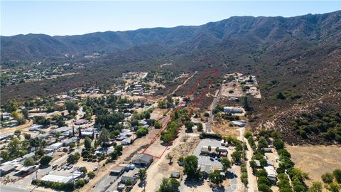 A home in Lake Elsinore