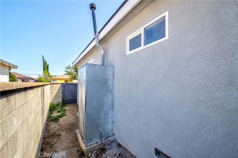 A home in El Monte